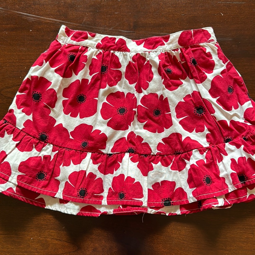 Gymboree skort, with red poppies, never worn.